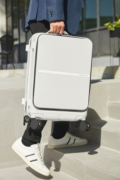 Hanke Luxury Hard Shell Spinner Carry On Suitcase - Pear & Park